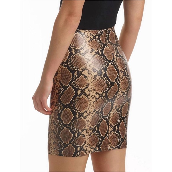NEW COMMANDO commando faux leather animal mini-skort - sk15 in snake - Picture 2 of 4